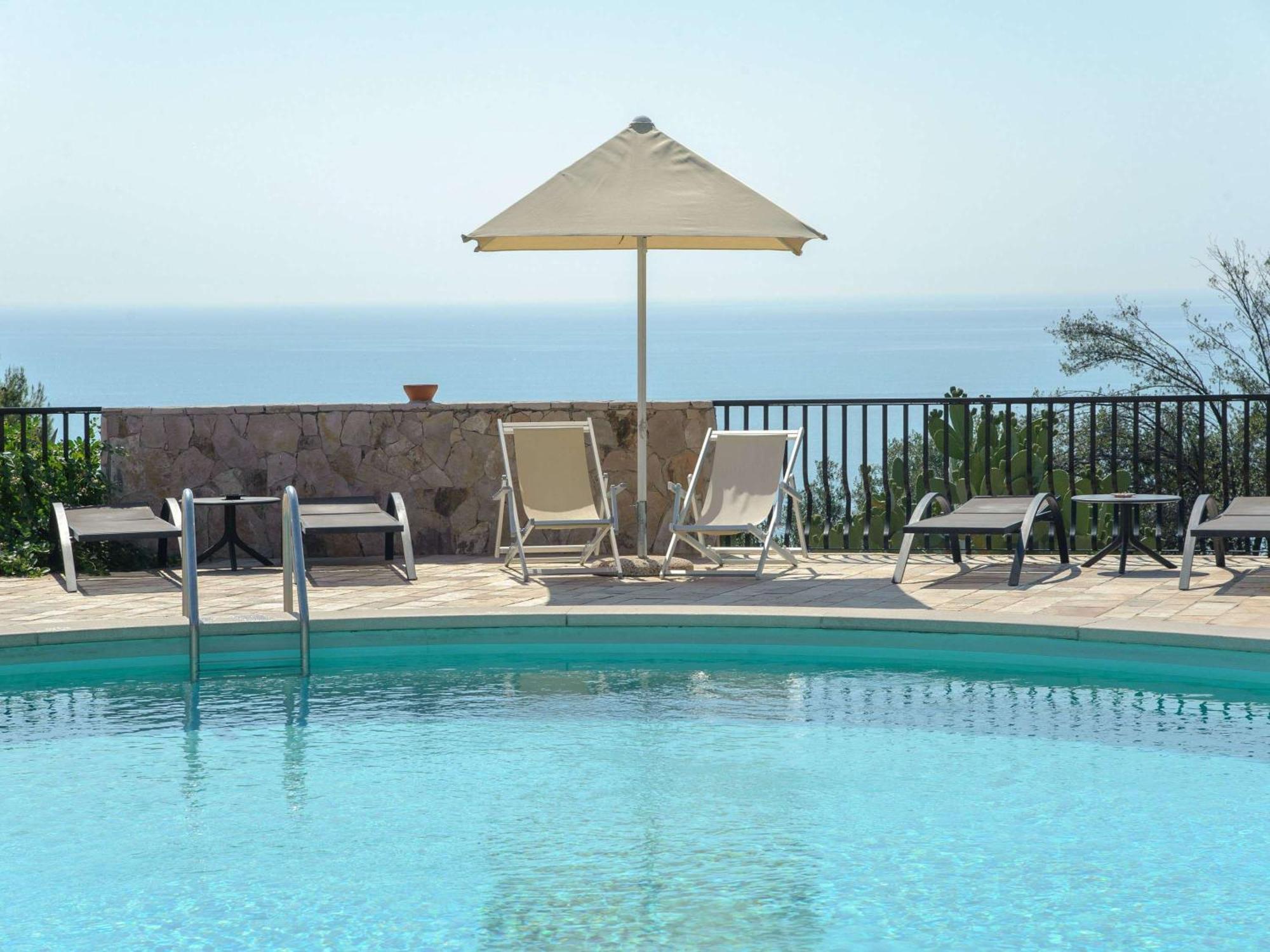 Hotel Baia Delle Zagare Mattinata Extérieur photo